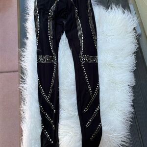 Black leggings with rivet detail size small 28” inseam